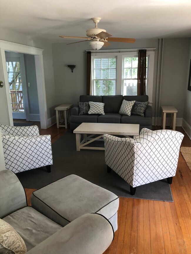 Photo - 1202 5th Ave