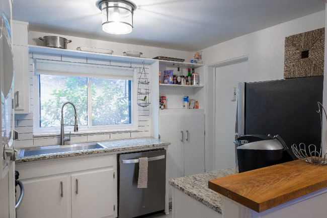 Photo - 101 Ardmore Pl NW Condo Unit 1
