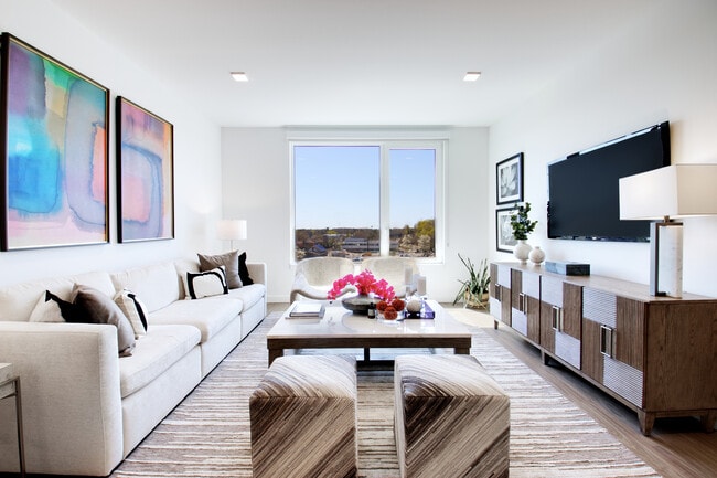 Photo - Bryant Plaza