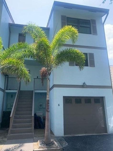 Building Photo - 3250 NE 12th St Rental