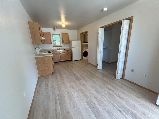 Photo - 1635 Neptune St Apartment