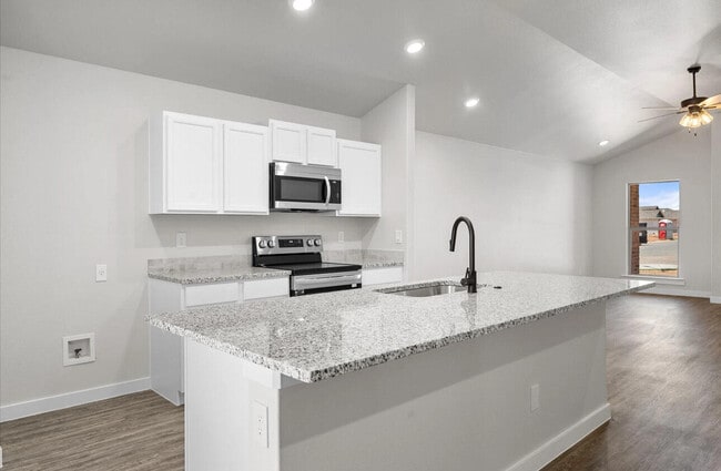 Photo - 2138 Kokomo Ave