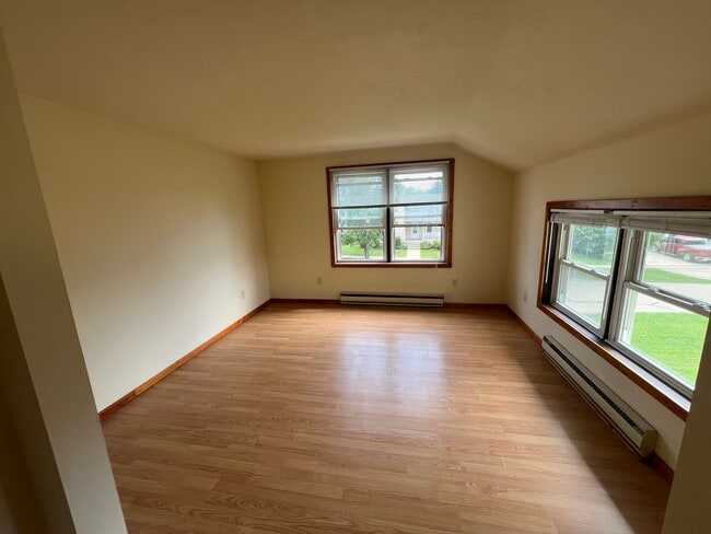 Building Photo - 420 N Turner St Unit 5 Rental