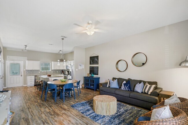 Photo - 15216 Beach Way Dr