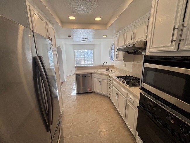 Photo - Spacious 3-Bedroom Stevenson Ranch Home with Downstairs Suite!