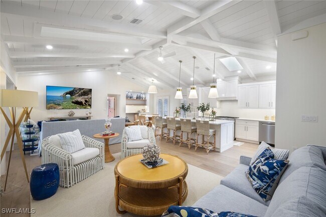 Photo - 67 8th Ave S