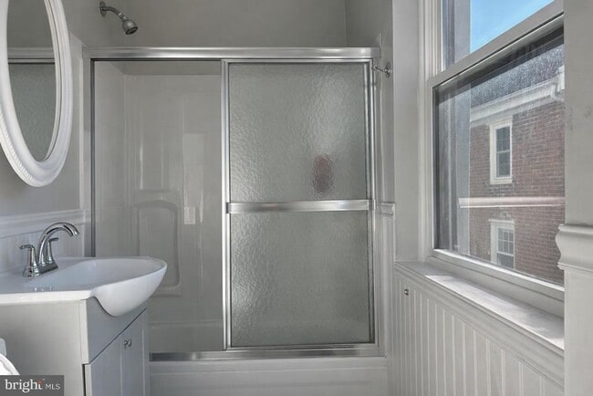 Photo - 407 S 10th St Unidad 2