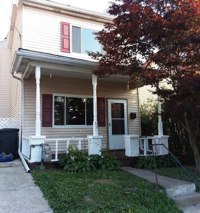 Building Photo - Charming 2 Bedroom 1 Bathroom in Carrick! Rental