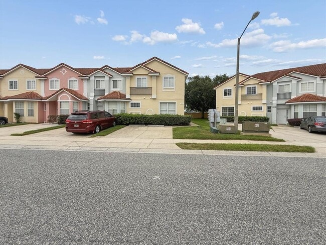 Building Photo - 1302 S Beach Cir