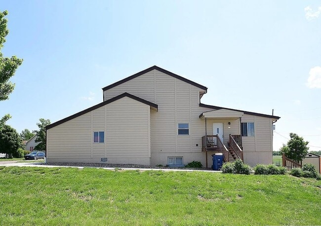 Photo - 345 Spruce St Unidad B