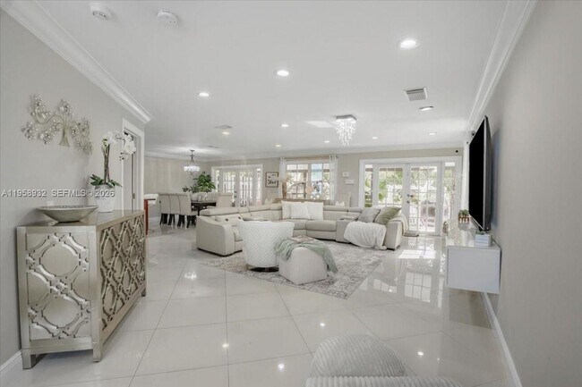 Photo - 1820 Vista Way