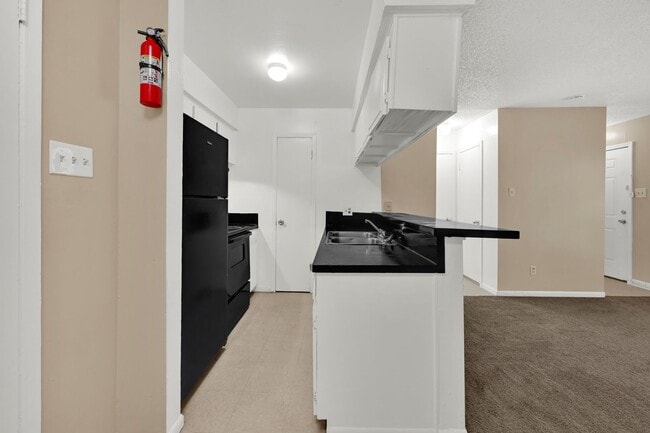 Photo - Make this charming studio your new home Unit 21
