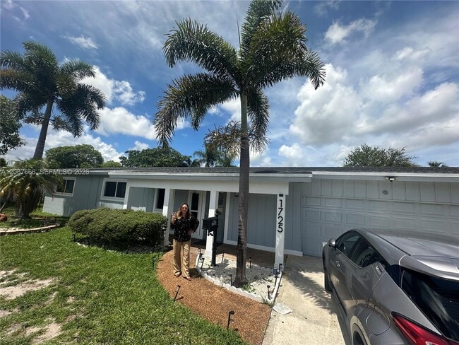 Photo - 1725 NW 9th Ave Unit Studio