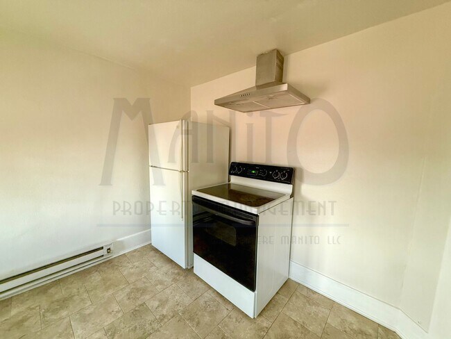 Photo - Garland Triplex Unit 427 W Garland Ave #A