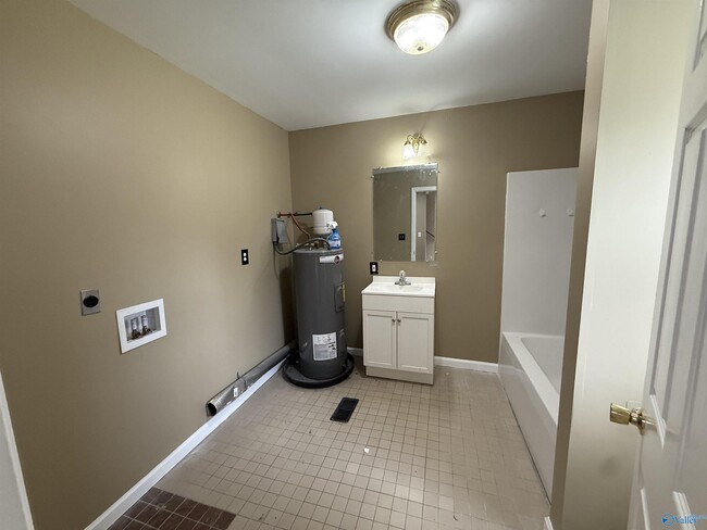 Photo - 215 Brian Dr