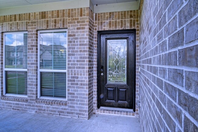 Photo - 3303 Owl Hollow Dr