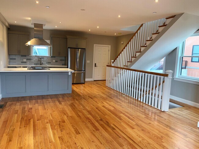 Photo - 11 Goodhue St