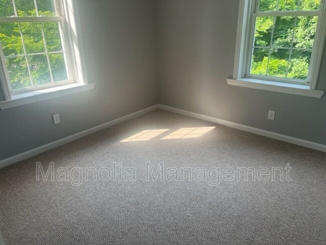 Photo - 215 W Young Ave Unit Apt. 6