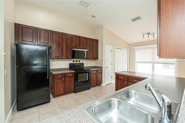 Photo - 2709 Lucas Lakes Ln