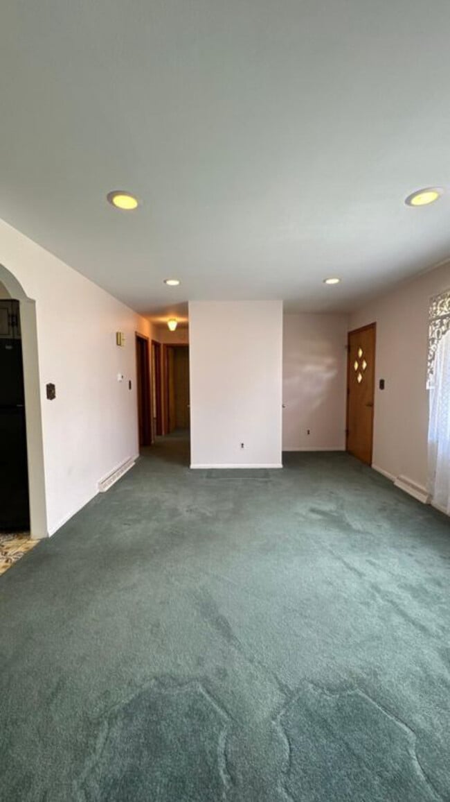 Photo - 913 Arnold Ave