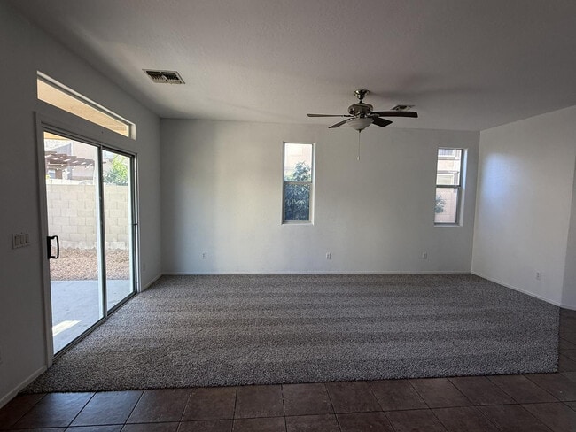 Photo - 1235 E Julian Dr