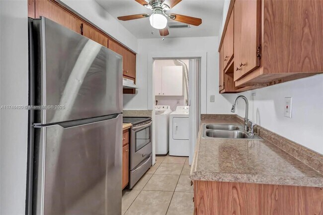 Photo - 812 SW 13th St Unit 812