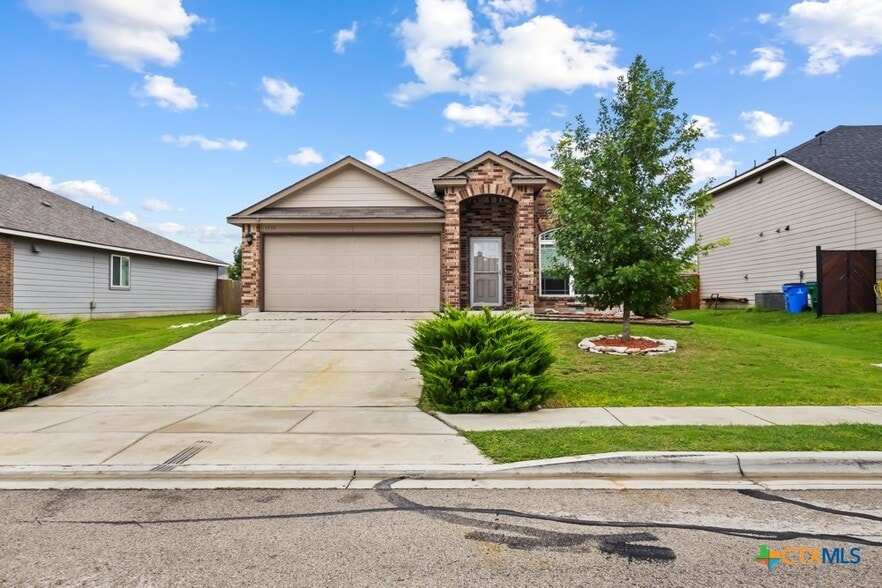 1533 Redbridge Dr
