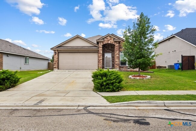 Building Photo - 1533 Redbridge Dr