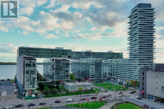 Photo - 29 Queens Quay E Unité 505