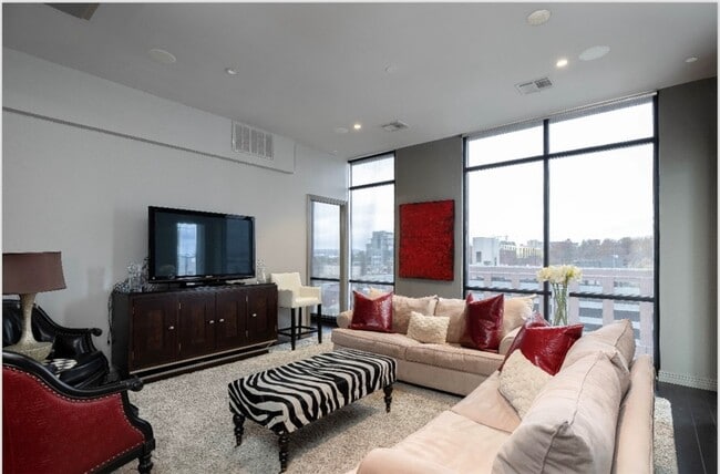 Photo - 401 W Watson St Unit 504