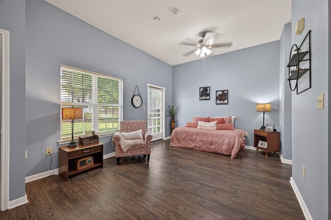Photo - 929 Rockmead Dr Unidad 2207