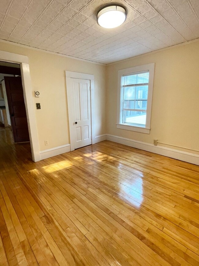 Photo - 114-116 South Champlain Street Unit APT 2