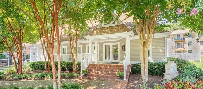 Photo - MAA Greenbrier