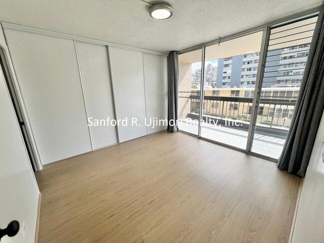 Photo - kina775 Unit 1