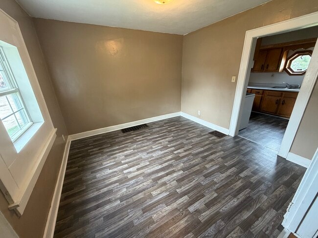 Photo - 1306 Arrow Ave