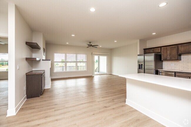 4BR, 3BA - 2,400 SF