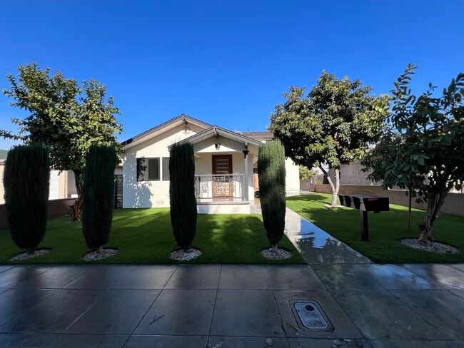 Photo - 51 W 53rd St Unit 51.5