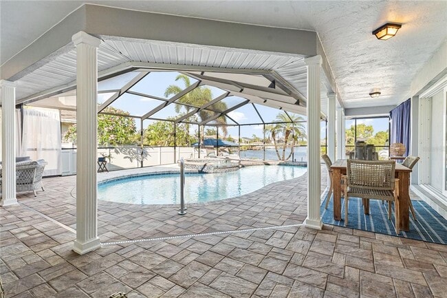 Photo - 6611 Surfside Blvd