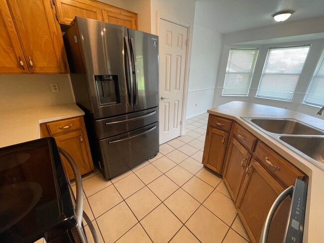 Photo - 4611 Colby Dr