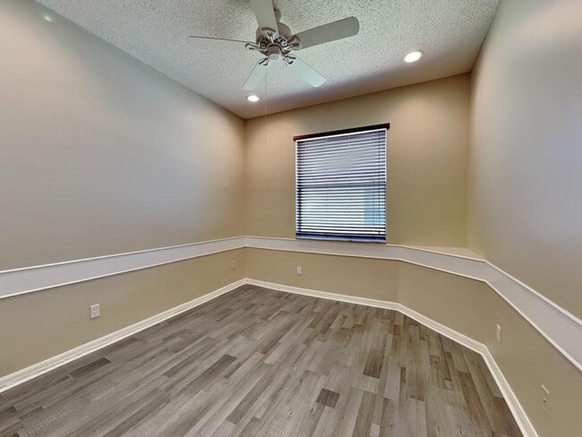 Photo - 7610 NW 20th Dr