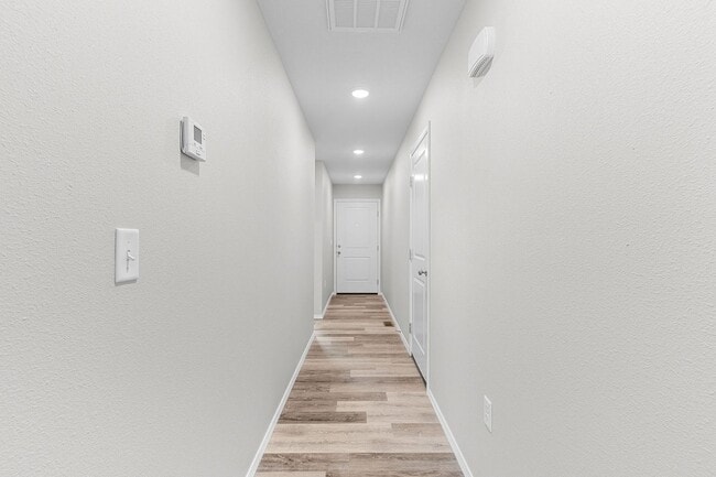 Photo - Newly built 3 bedroom duplex-Westbury Gardens!