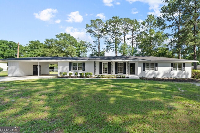 Building Photo - 223 Brookwood Dr