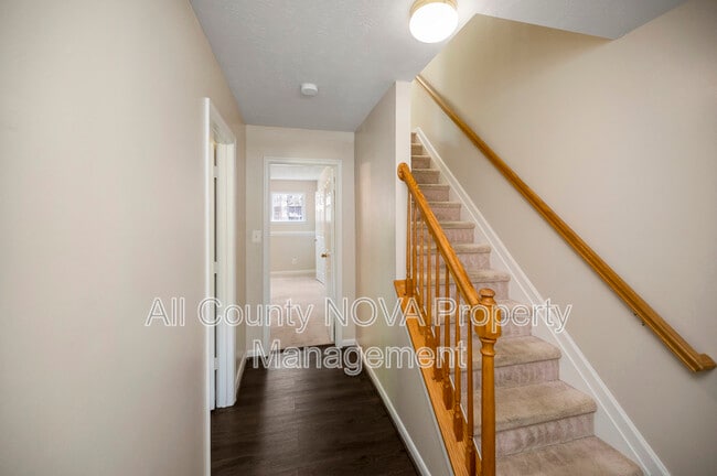Photo - 610 Kensington Dr