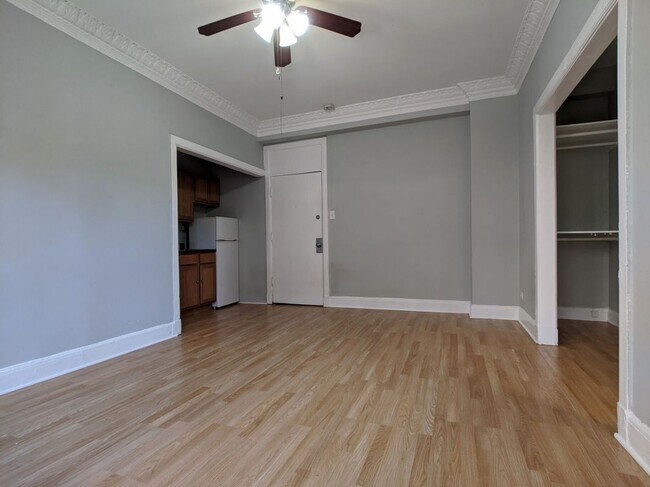 Photo - 3831 N Fremont St Unit 212