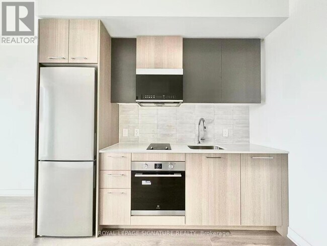 Photo - 30 Dreamers Wy Unité 744