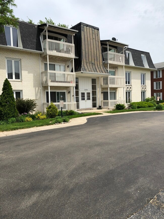 Photo - 10309 Circle Dr Condo Unit 101