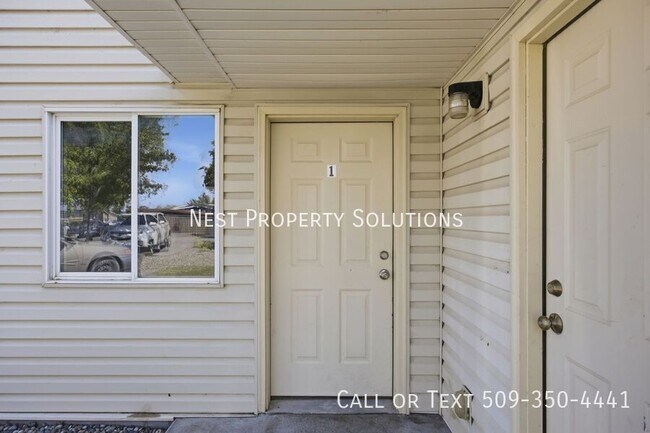 1818 W Crouse-1