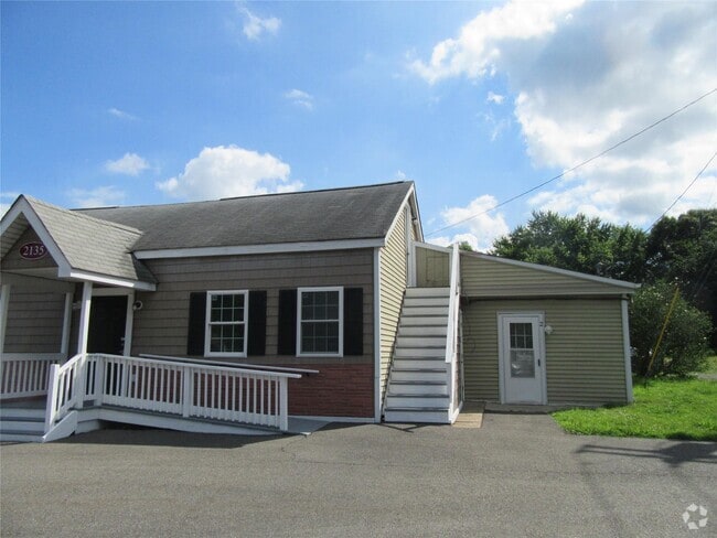 Building Photo - 2135 NY-94 Unit 5 Rental