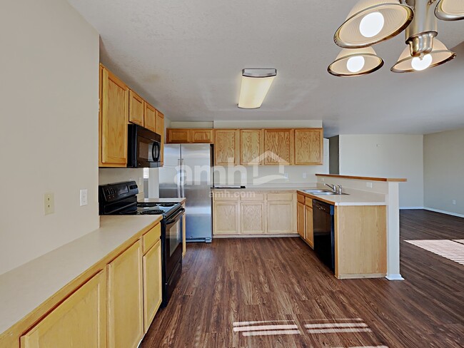 Photo - 3478 Watada Dr