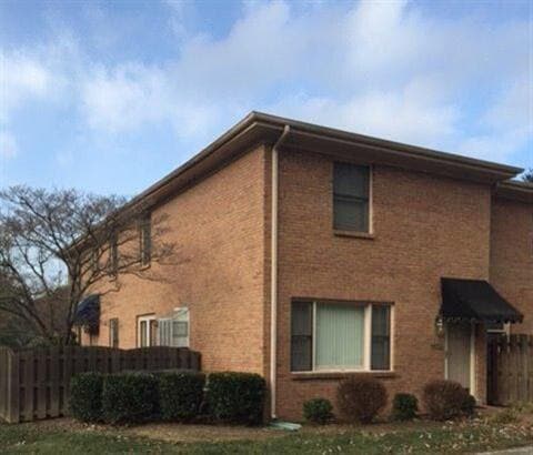 Building Photo - 1100 Turkey Foot Rd Unit 6